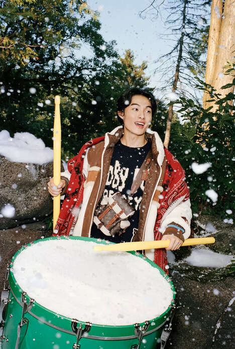 Joyful Fashion Holiday Campaigns
