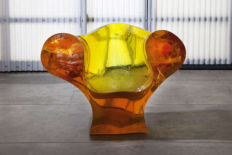 '80s-Themed Resin Chairs