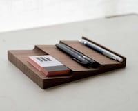 Undulating Desktop Valet Trays