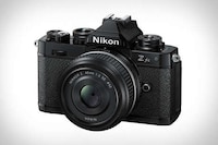 Retro-Style 4K Cameras Image 1