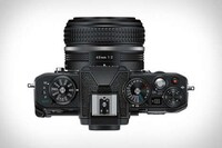 Retro-Style 4K Cameras Image 2