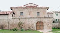 Stone Ruin-Upcycled Holiday Homes Image 3