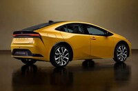 Celebratory Plug-In Hybrid Vehicles Image 2