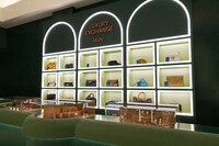 Authenticated Luxury Shops Image 3