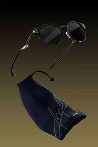 Football Player-Joint Eyewear Image 2