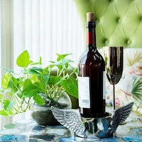 Stylish Bar Accessories Image 1