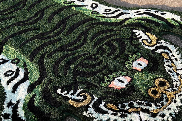 RAW EMOTIONS - Large Tibetan Tiger Rug