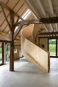 Dutch Barn Spiralled Staircase Image 2