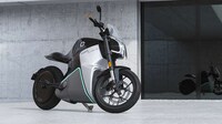Quick-Charging Electric Motorcycles Image 1
