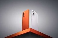 Flagship-Inspired Low-Cost Smartphones Image 2