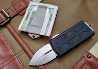 Money Clip-Equipped EDC Knives Image 4
