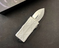 Money Clip-Equipped EDC Knives Image 8