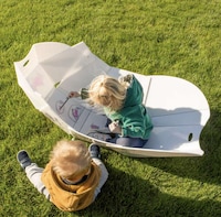 Futuristic Chair Concepts Image 3