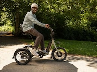 Lightweight Electric Trike Vehicles Image 5