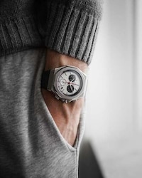 Iconic Watch Recreations Image 8