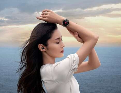 Earbud-Equipped Smartwatches