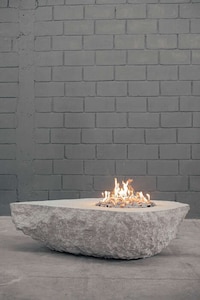 Minimal Sculptural Fire Tables Image 1