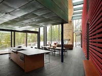 Mid-Century-Themed Vacation Homes Image 3