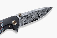 Chromatic Carbon Inlay Knives Image 2