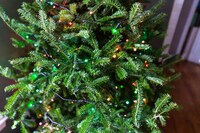 Seamless Color-Changing Christmas Lights Image 2
