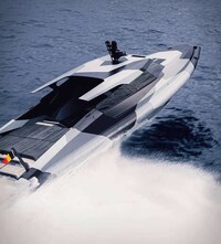 Ultra-Fast Hybrid Speedboats Image 2