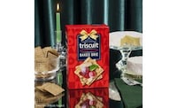 Festively Themed Cracker Flavors Image 2