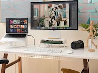 Minimalist Professional Desk Designs Image 2