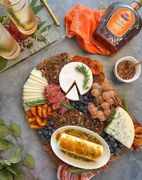 Alcohol-Branded Snack Boards Image 2