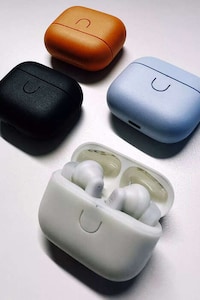 Wireless Ergonomic Earbuds Image 2