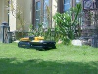 Advanced Intelligent Mowing Robots Image 3