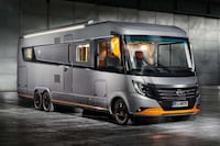 Luxury Off-Grid RVs Image 1