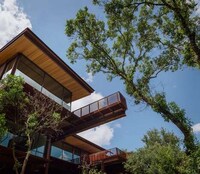 Cantilevered Walkway Steel Homes Image 3