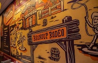 Movie-Themed BBQ Restaurants Image 4