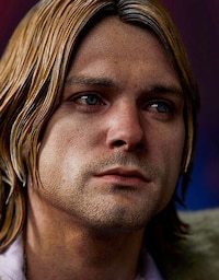 Hyperrealistic Musician Figurines Image 5