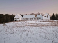 All-White Ontario Homes Image 1