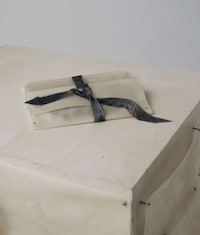 Sustainable Biomaterial Gift Wraps Image 2