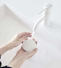 Luxurious Stress-Free Diffusers Image 1