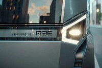 Maneuverable Electric City Buses Image 5