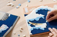 Artwork-Inspired Building Block Kits Image 5