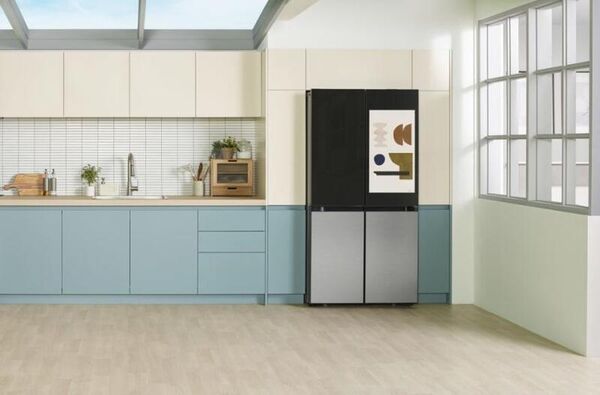 Expansive Smart Display Refrigerators