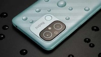 Textured Entry-Level Smartphones Image 2