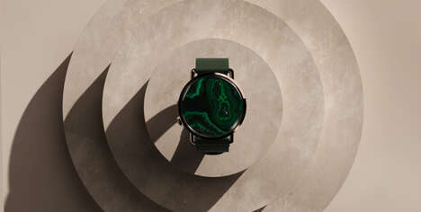 Stress-Reducing Screenless Watches