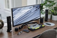 Balanced Pro-Grade Desktop Speakers Image 1