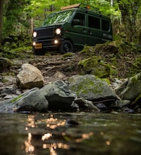 Tiny Urban Camper Vans Image 8