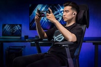 Sleek Ergonomic Gaming Chairs Image 2