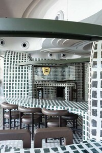 Curved Wall Restaurant Designs Image 2