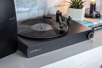 Darkly Demure Turntable Systems Image 1