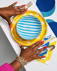 Vegan Lifestyle Lines Image 3