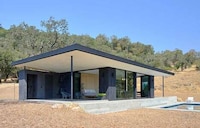 Volcano-Surrounding Modern Homes Image 1