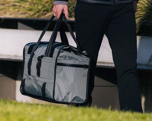 Expandable Roll-Top Duffle Bags : Mission Workshop Helmsman VX